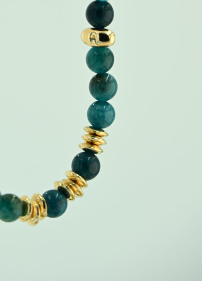 Bransoletka z dużych kamieni apatytu i złotych przekładek – ręcznie robiona biżuteria handmade – bellamaga