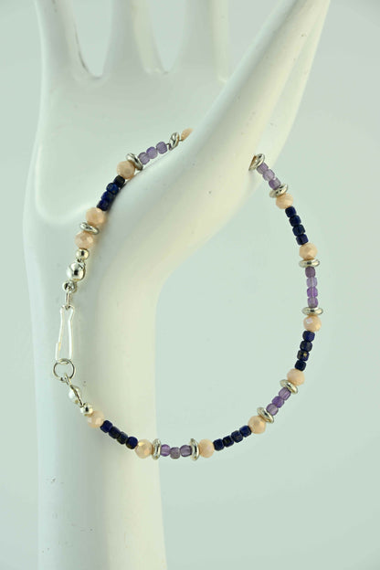 Bransoletka z ametystem i spinelem – ręcznie robiona biżuteria handmade – bellamaga