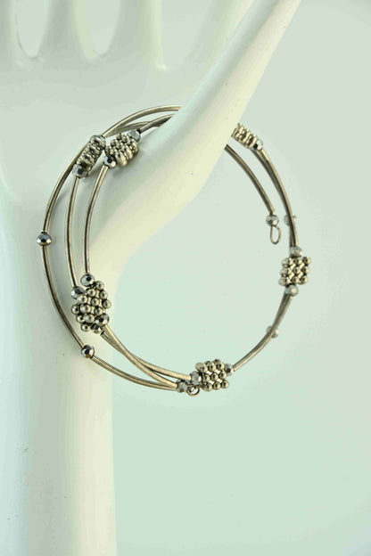 Bransoletka z ażurowymi srebrnymi przekładkami – wariant z małymi srebrnymi kulkami lub brązowymi kulkami – bellamaga