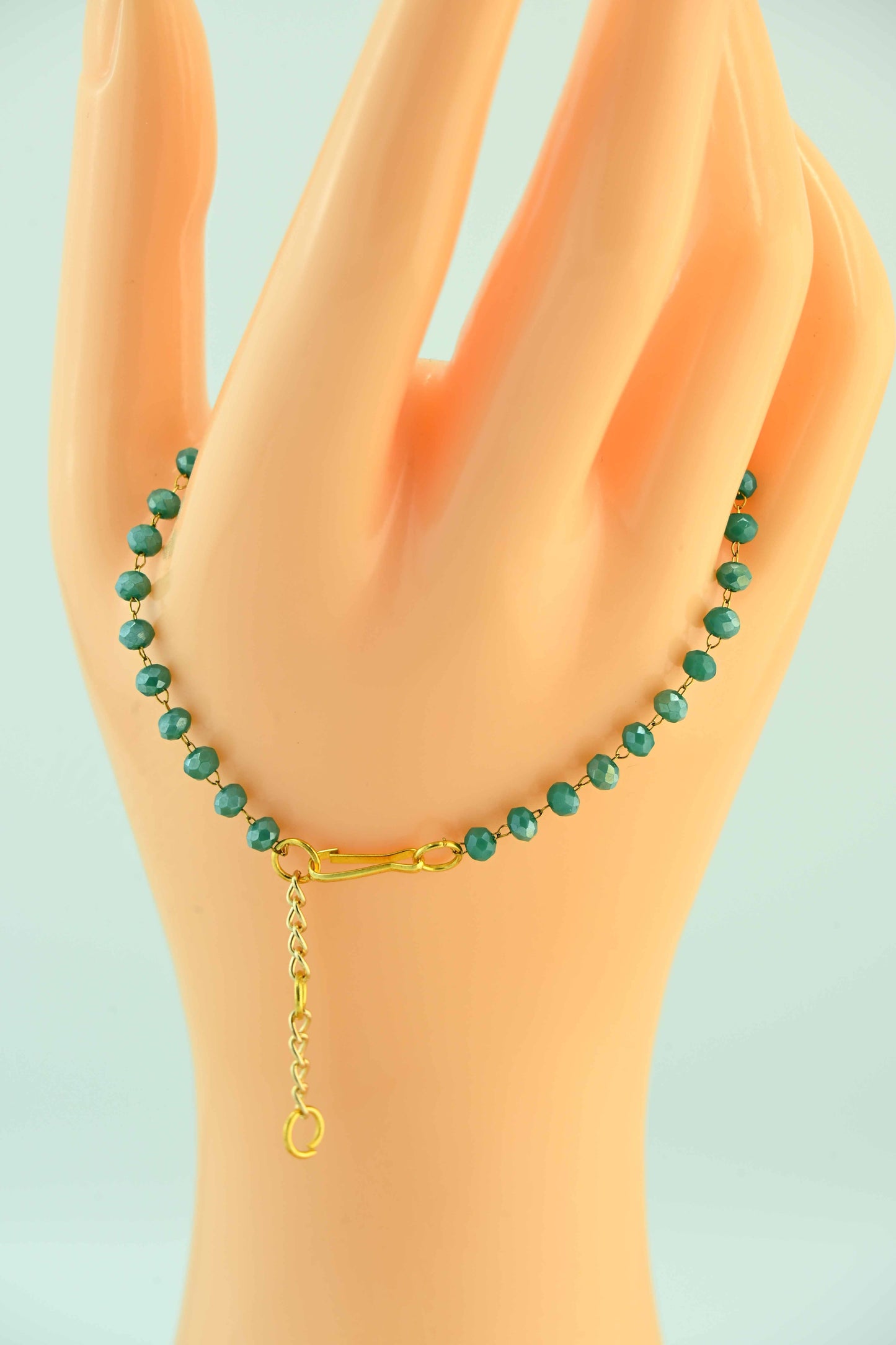 Delikatna bransoletka z drobnych koralików – ręcznie robiona biżuteria handmade – bellamaga