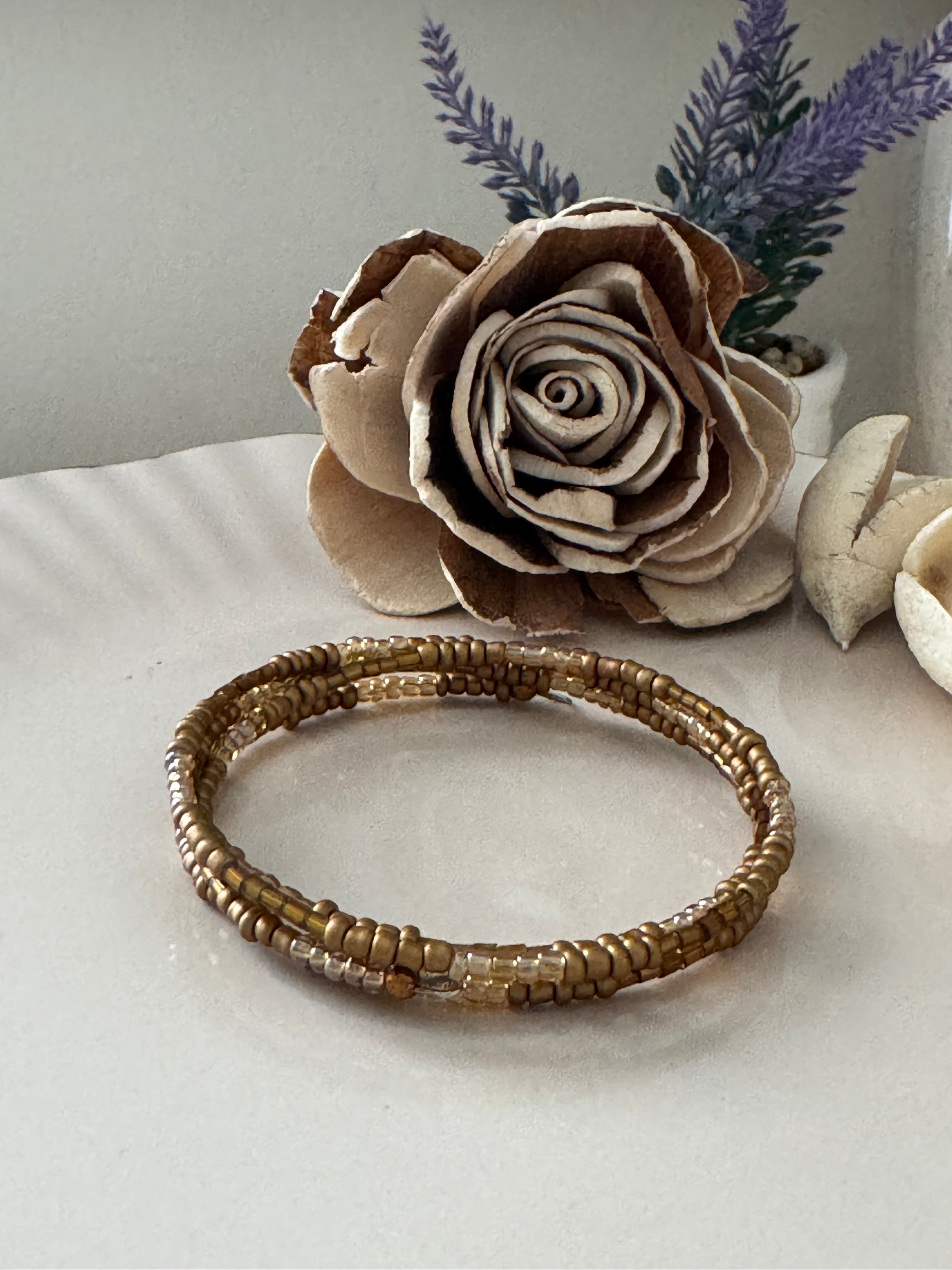 Bransoletka Whisper Collection No.07 odcienie złota i beżu