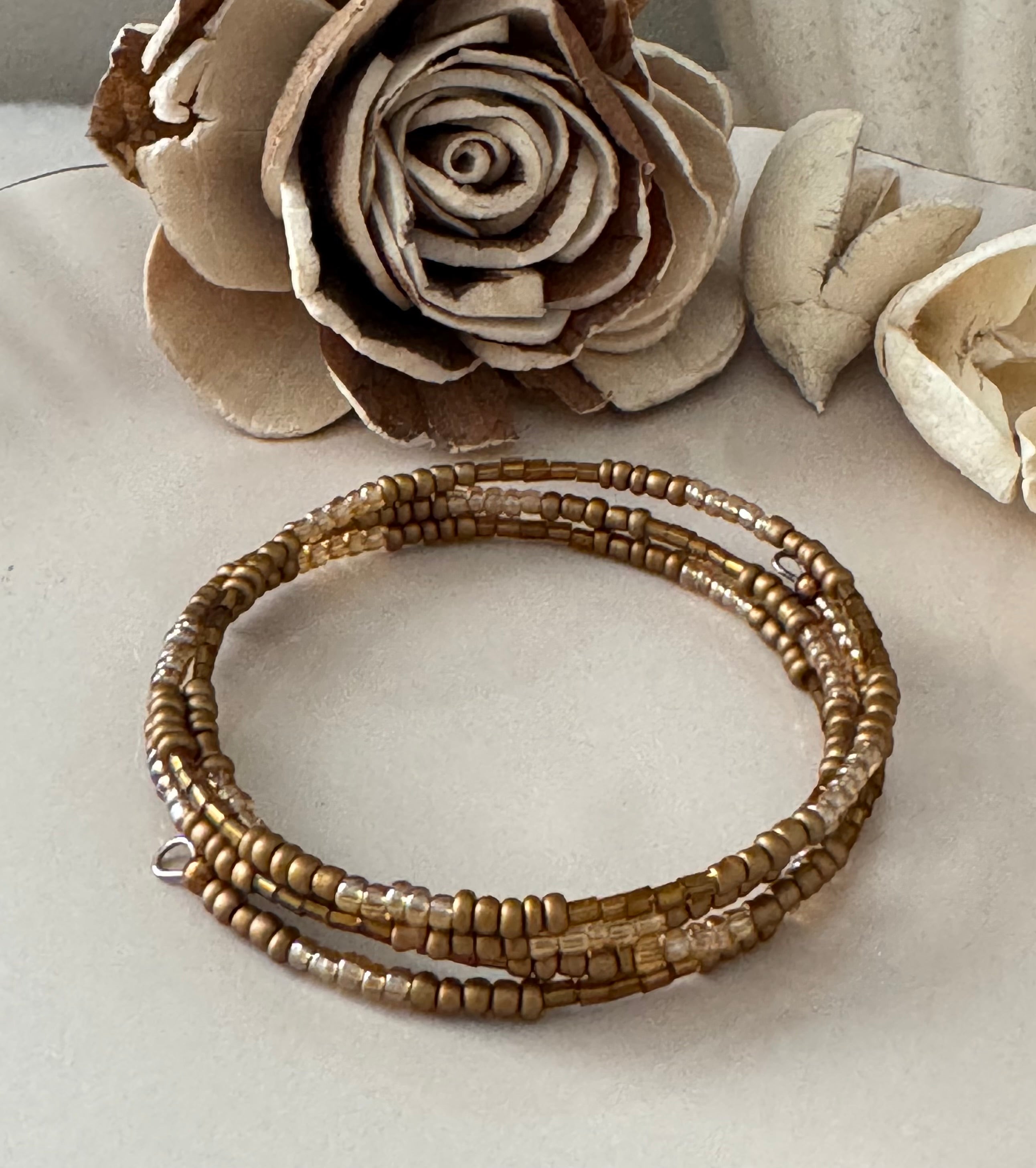 Bransoletka Whisper Collection No.07 odcienie złota i beżu