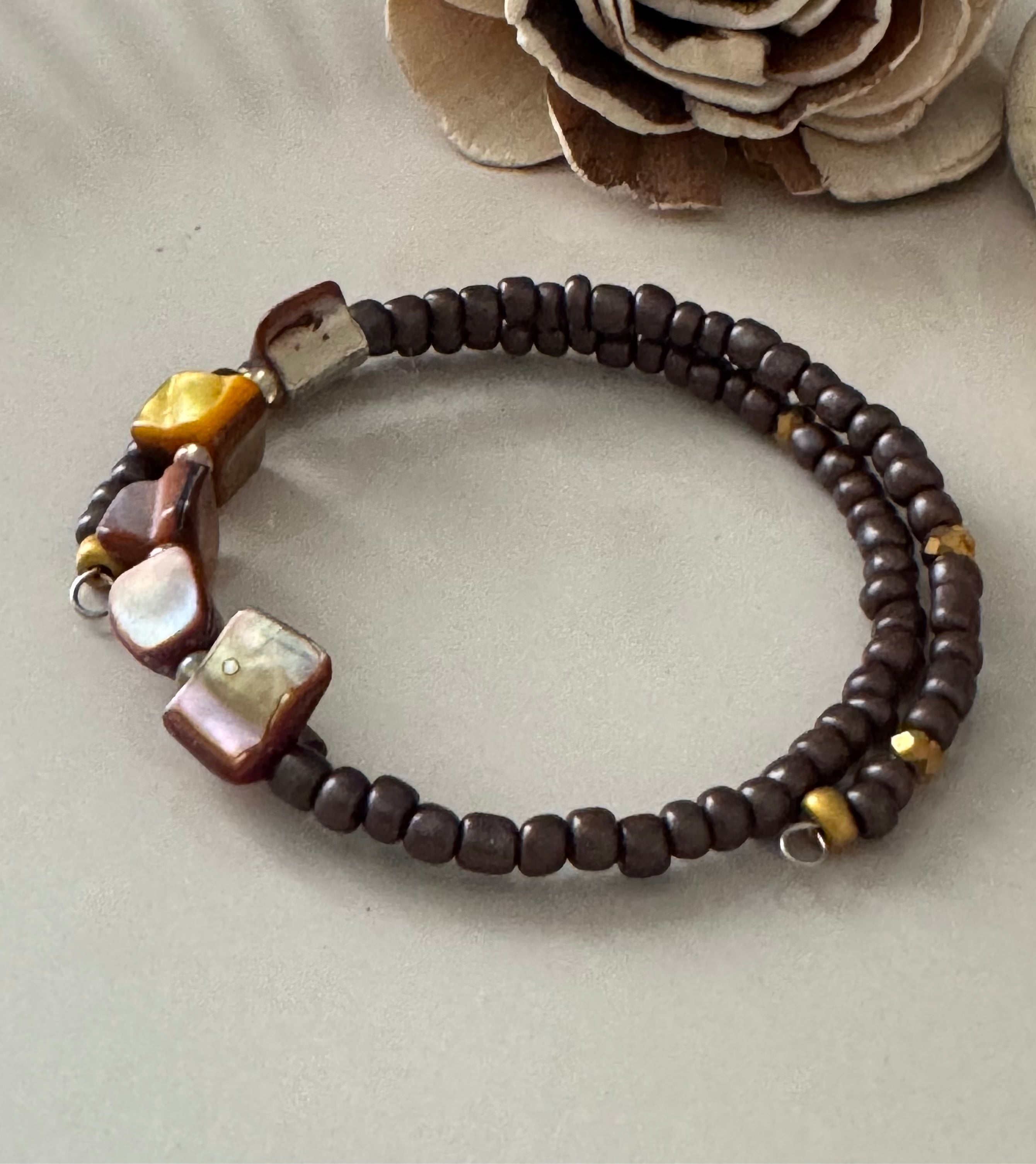 Bransoletka Whisper Collection No.09  x Velvet Pearl – Earth Pearl Glow