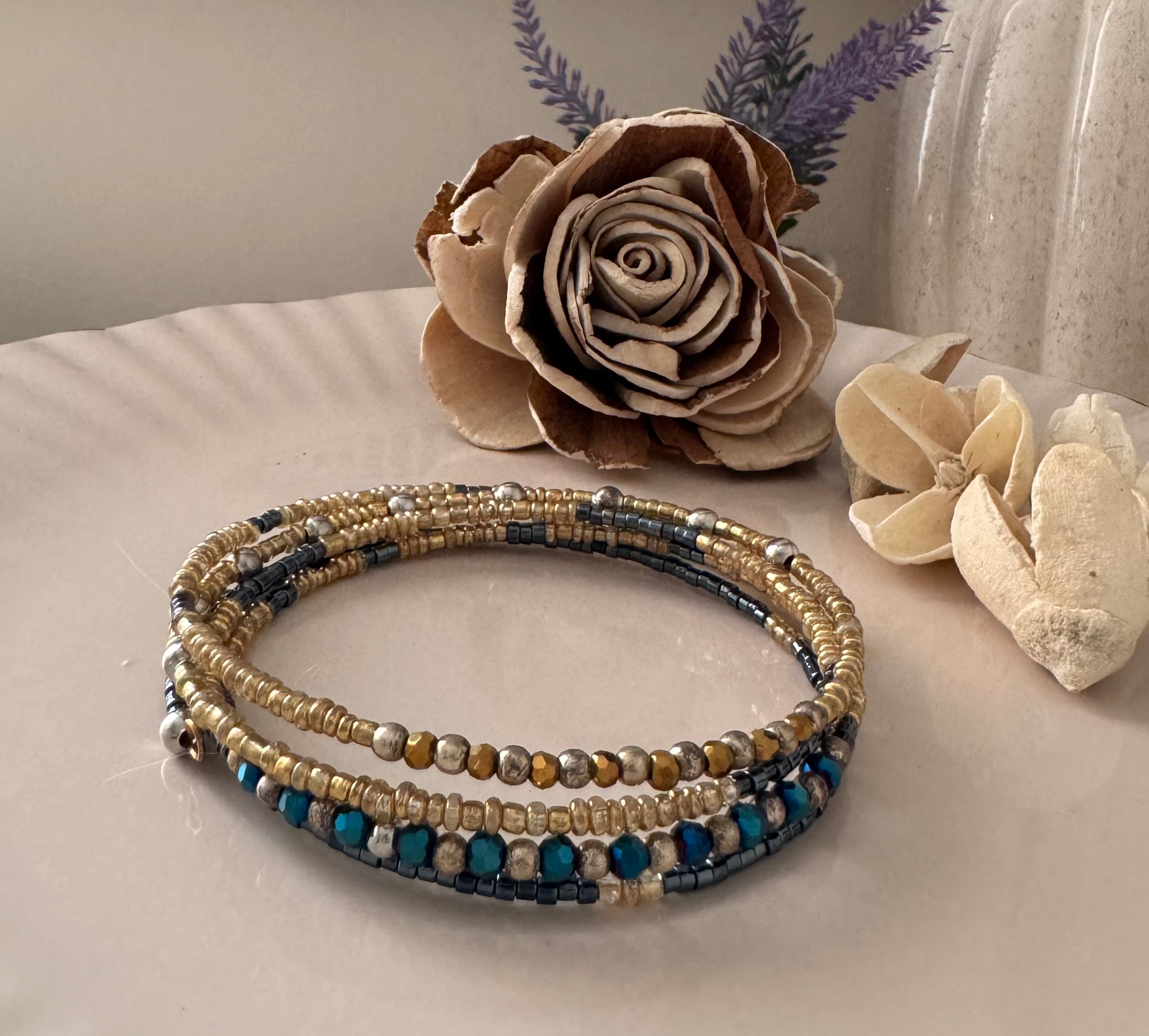 Bransoletka Whisper Collection No.16 – Golden Teal Glow