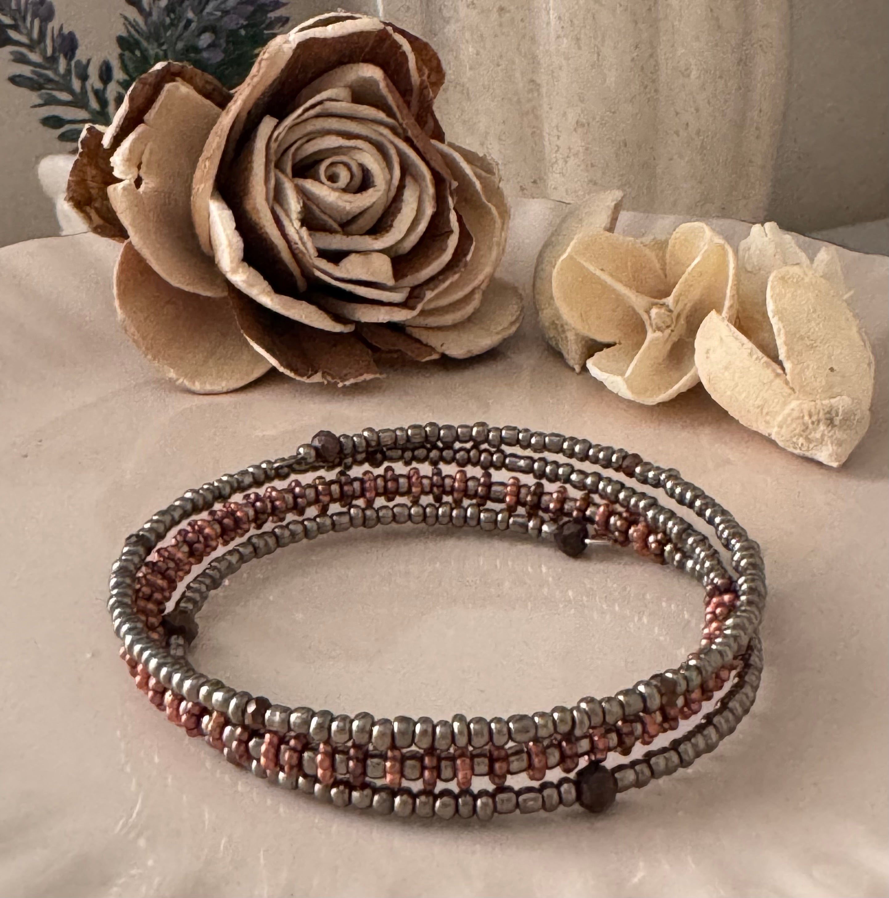 Bransoletka Whisper Collection No.17 – szarość & miedź